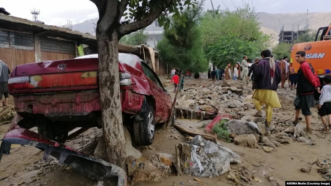 Banjir di Provinsi Parwan, Afghanistan, 26 Agustus 2020. Sedikitnya 66 korban dipastikan tewas dan 90 lainnya cedera.
