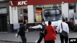 Në Londër 160 të arrestuar gjatë trazirave të fundjavës