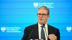 Perdana Menteri Inggris Keir Starmer berbicara dalam konferensi pers di Warsawa, Polandia, pada 17 Januari 2025. (Foto: AFP/Sergei Gapon)