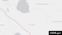 محل زمین لرزه در ایران، حد فاصل استان‌های کرمان و هرمزگان (عکس گرفته شده از وبسایت سازمان زمین‌شناسی آمریکا)