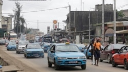 Côte d’Ivoire : sensibilisation des motocyclistes sur le port du casque