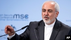 Mohammad Javad Zarif intervenant à la Conférence de Munich sur la sécurité, Allemagne, le 18 février 2018. 