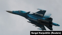 Pesawat bomber Su-34 buatan Sukhoi (foto: dok).