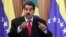 El presidente venezolano Nicolás Maduro descalificó la grabación de una supuesta conversación entre el presentador Mario Silva y un oficial de la inteligencia cubana.