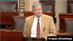 جان کندی، سناتور جمهوری‌خواه از لوئیزیانا