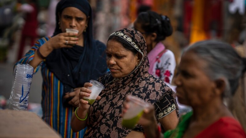 India Starts Nationwide Single-Use Plastic Ban