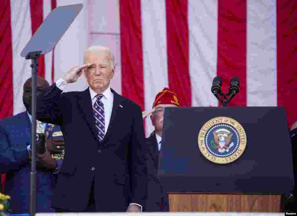 Aunque en todos los estados se celebran ceremonias y homenajes, la más importante es la del cementerio de Arlington, en Virginia.&nbsp;