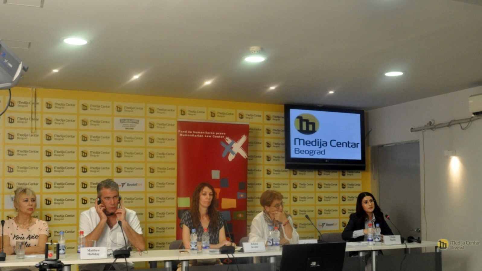 Srbija pušta da vreme uradi svoje, umesto da procesuira ratne zločine