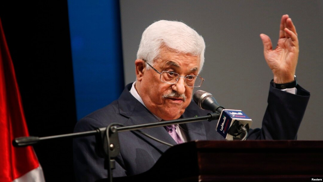 Presiden Palestina Mahmoud Abbas dalam upacara pembukaan pameran kota Ramallah, Tepi Barat.