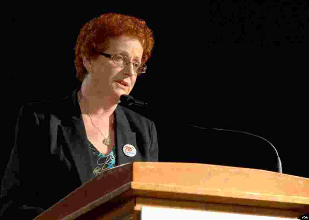 Zamira Edwards, VOA's Albanian Service member speaking at the ceremony