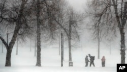 ARCHIVO - Una nevada en Boston Common, el sábado 29 de enero de 2022, en Boston. 