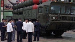 “북한 공개 12축 발사대, ICBM 역량 향상 과시용 … 중∙러 도움 가능성”