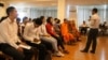 An instructor is seen leading a workshop on anti-corruption issues in Phnom Penh, June 30, 2016. Over 60 youths participated in the event. (Leng Len/VOA Khmer)