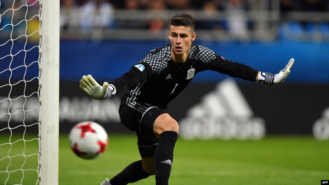 Kiper Spanyol, Kepa Arrizabalaga, dalam laga penyisihan Grup B Piala UEFA U-21 antara Spanyol melawan Macedonia di Gdynia, Polandia, 17 Juni 2018.
