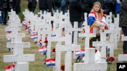 ARHIVA - Memorijalno groblje žrtava iz Domovinskog rata (Foto: AP)