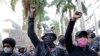 Demonstran di Brazil Memprotes Kejahatan Yang Dilakukan Polisi