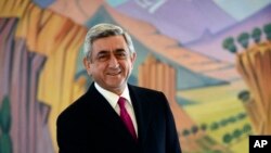 Tổng Thống Armenia Serge Sarkisian đã tái đắc cử nhiệm kỳ hai.