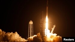 23 Nisan 2021 - Florida'da Kenney Uzay Merkezi'nden, içinde 4 astronotla NASA ve SpaceX'in işbirliğiyle fırlatılan Dragon kapsülü