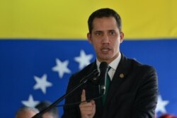 El presidente interino, Juan Guaidó, afirma que Maduro intenta "fingir normalidad" en Venezuela.