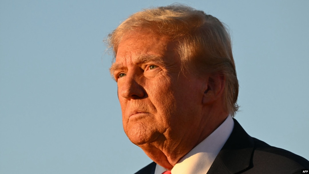 Donald Trump bugün yemin ederek resmen görevine başlayaccak.