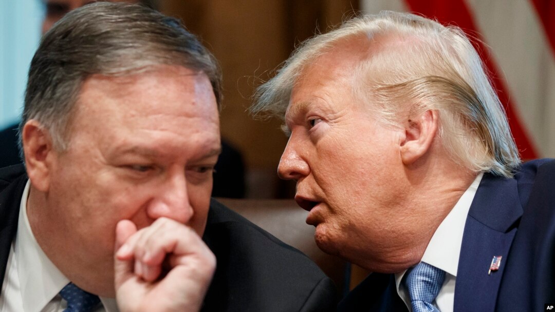 Menlu AS Mike Pompeo dan Presiden Donald Trump mengklaim sanksi ekonomi terhadap Iran berjalan sukses (foto: dok). 