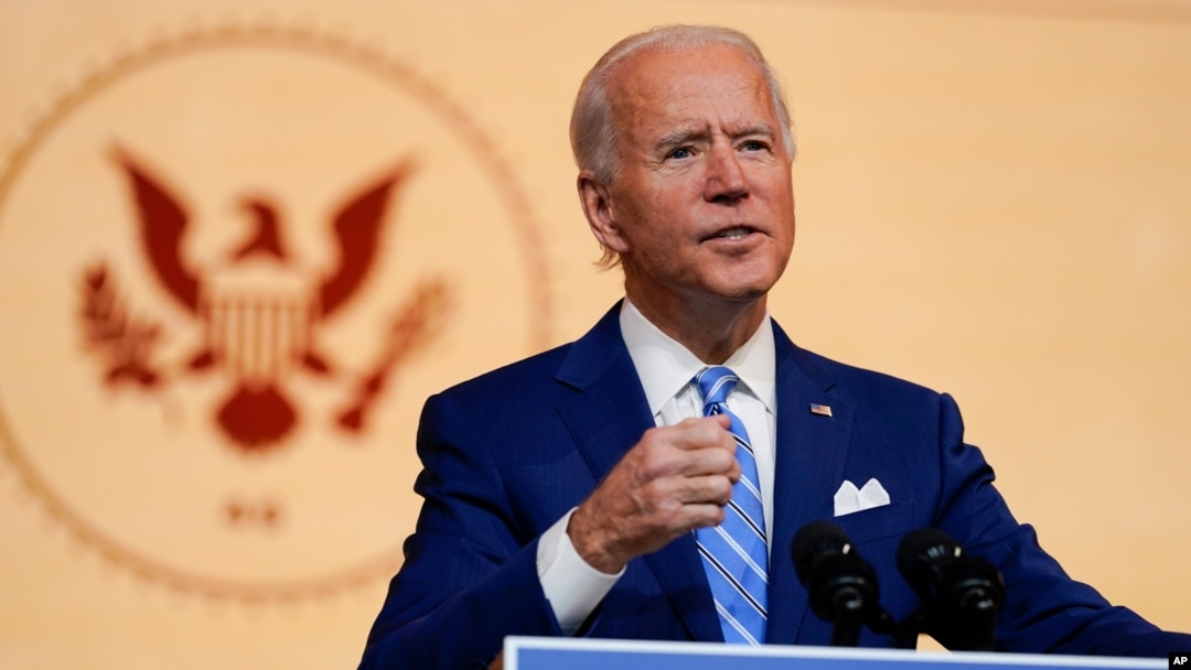 Presiden terpilih AS Joe Biden berbicara di The Queen theater di Wilmington, Delaware, 25 November 2020. 