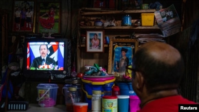 En la televisión nicaragüense cada vez es más difícil escuchar una voz crítica al presidente Daniel Ortega. AFP