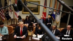 U.S. President Donald Trump holds breakfast meeting with small business leaders at the Roosevelt room of the White House in Washington, D.C., Jan. 30, 2017. 