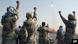 Испытательный запуск баллимстической рвкеты. Иран 3 июля 2012 г.