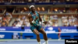 5 Eylül 2023 - Sierra Leone kökenli Amerikalı tenisçi Frances Tiafoe, US Open çeyrek final karşılaşmasında