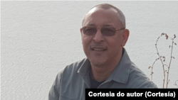 Jorge Tolentino, diplomata e autor da obra