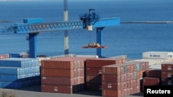 Архівне фото: контейнери в порту Одеси, 2016 рік 