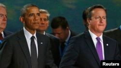 Tổng thống Mỹ Barack Obama và Thủ tướng Anh David Cameron.