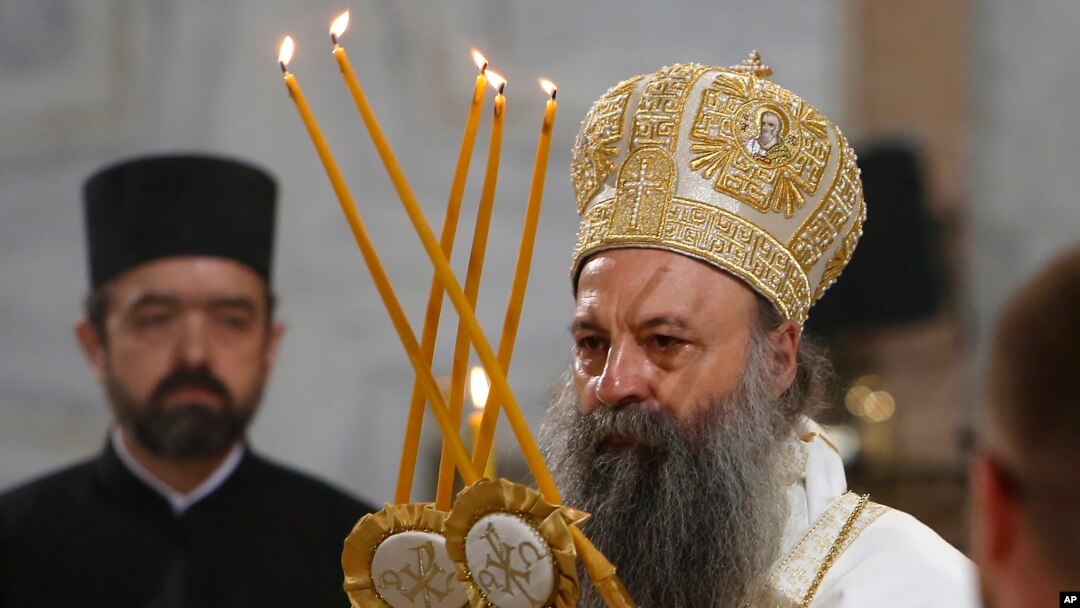 Arhiva - Partijarh Srpske pravoslavne crkve Porfirije služi liturgiju za Uskrs, mart 2021. godine.