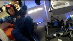 Корпорация «Боинг» представила новый сверхлегкий скафандр