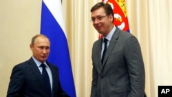 Ruski predsednik Vladimir Putin i srpski premijer Aleksandar Vučić na susretu u rezidenciji Novo-Ogarjovo nadomak Moskve. 
