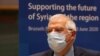 El jefe de política exterior de la Unión Europea, Josep Borrell, espera el inicio de una reunión en formato de videoconferencia en el edificio del Consejo Europeo en Bruselas. Junio, 30 2020.