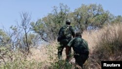 La patrulla fronteriza señala que el año pasado detuvo en promedio 1.000 niños diarios que intentaban cruzar la frontera solos.