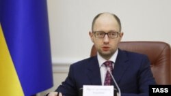 ယူကရန်း ဝန်ကြီးချုပ် Arseniy Yatsenyuk