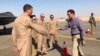 EE.UU.: Secretario de Defensa llega a Irak mientras tropas estadounidenses se retiran de Siria