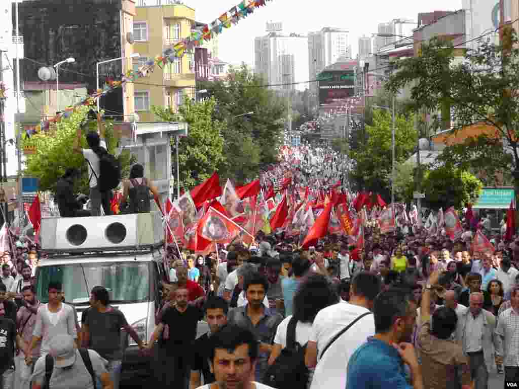 Merasîma Oxirkirina Qurbanîyên Êrîşa Pirsûsê