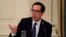 Menteri Keuangan Steven Mnuchin di Gedung Putih, Senin, 18 Mei 2020, di Washington. (Foto: AP/Evan Vucci)