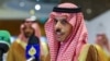 Menteri Luar Negeri Arab Saudi Pangeran Faisal bin Farhan berbicara kepada jurnalis sebelum pertemuan untuk Implementasi Solusi Dua Negara dibuka di Riyadh pada 30 Oktober 2024. (AFP/Fayez Nureldine)