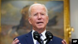 조 바이든 미국 대통령이 24일 백악관에서 아프가니스탄 상황에 관해 설명했다.