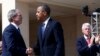 President Obama hamwe na George W Bush yahoze ari president, mu kwezi kwa kane mur'uyu mwaka, aho bari kuri Kaminuza University of Dallas