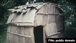Hobbamock's Bark Hut, Plymouth Plantation, Massachusetts.