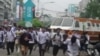 孟加拉示威学生与警方发生冲突