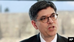 El secretario del Tesoro Jack Lew dijo que es muy pronto para evaluar impacto de apertura a Cuba.