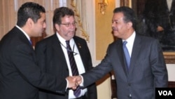 Leonel Fernández, presidente de República Dominicana, inicia este 28 de noviembre de 2011 su gira en Bogotá, Colombia.