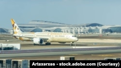 백악관은 중동에서 9천 명이 넘는 미국 시민이 안전하게 귀환했으며, 이 가운데 300명 이상은 이스라엘에서 귀국했다고 발표했다.